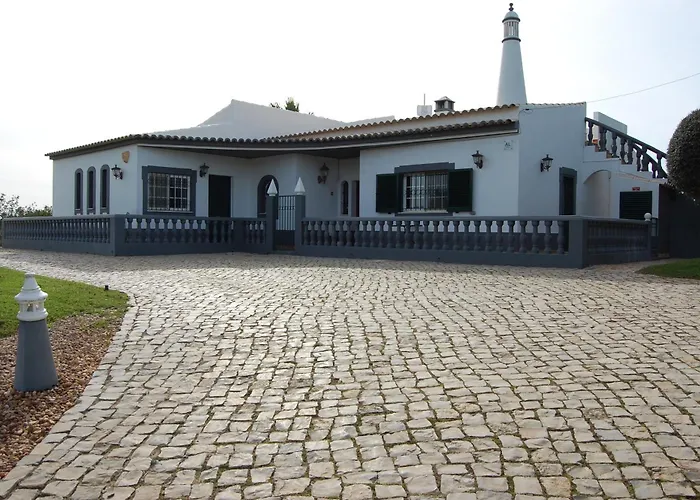 Charmante Villa Mit 3 Schlafzimmer Und Blick Zum Meer