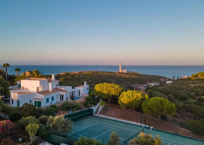 Villa Alice - Walk To Beach Pool Tennis Court