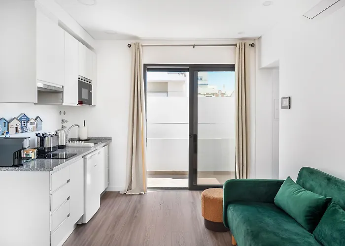 Faro Nony Apartment By Get Your Stay