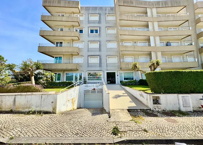 Portimao Riverview 2 With Pool By Homing