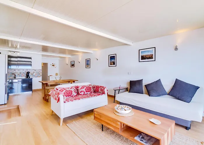 Casa Ramiro I - Paraíso entre o Mar e a Ria