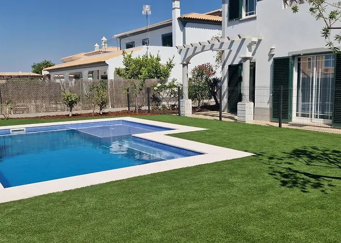 Villa Pretty Stunning House With Garden And Private Swimming Pool