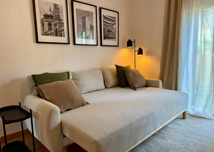 Cosy 1-Bedroom Apartment With Private Terrace In Loule