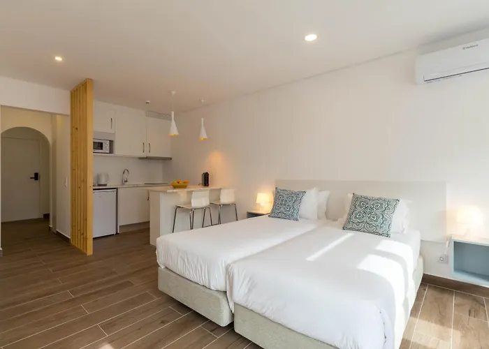 The Navigator - Ocean Heights & Residences