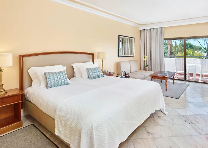 Ria Park Garden Hotel