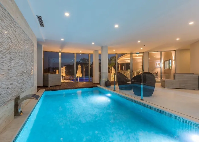 Caneiros Luxury House & Suites
