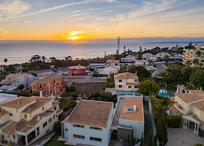 Villa L