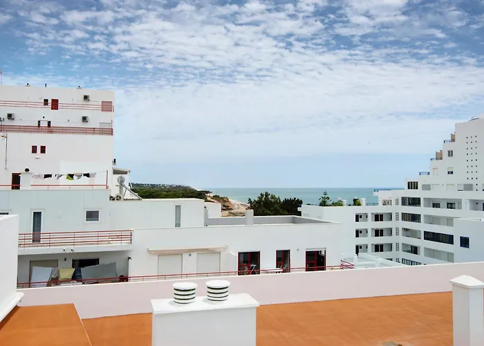 Perola Do Atlantico By The Sea