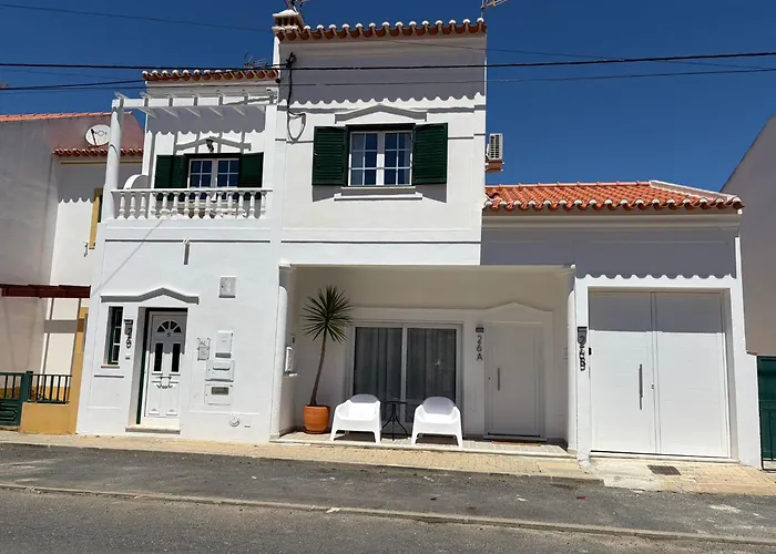 Lagoa Azul Guest House II