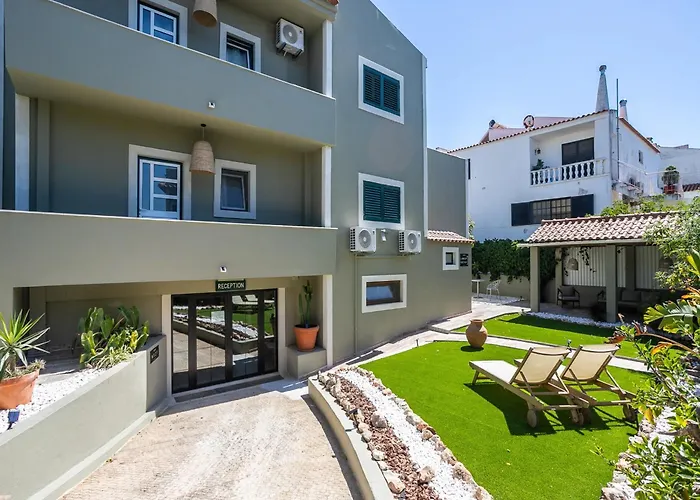 Walk In Hostel Faro Airport