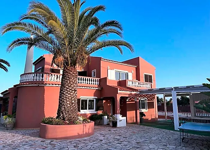 La Villa Paradis Pera