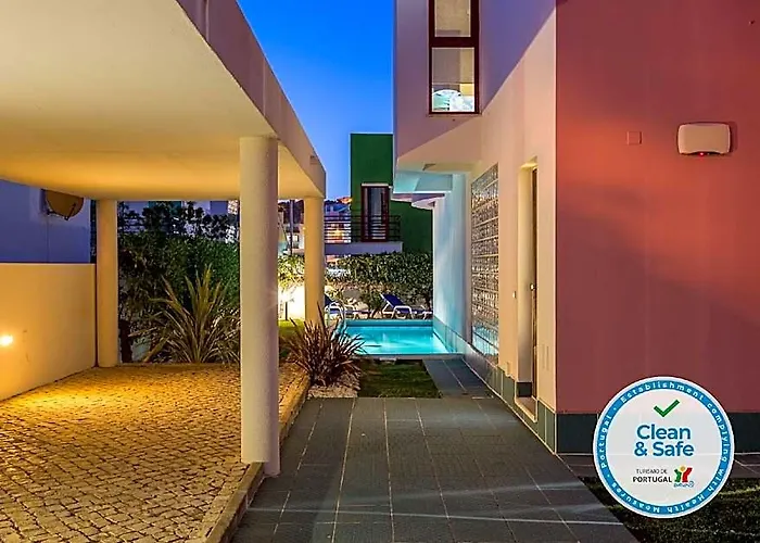 Villa With Private Pool, Garden, Terrace And Marina View