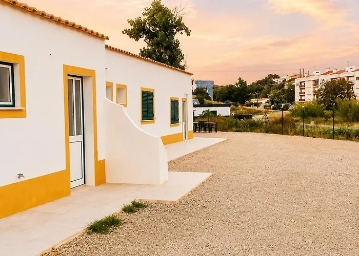 Vale Da Moura Guest House Adults Only Lua