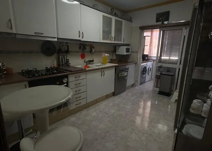 Apartamento T2 Em Lagoa No Algarve