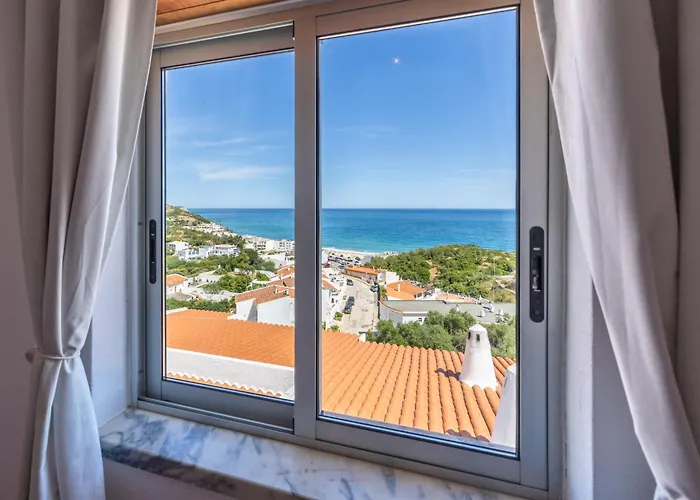 Incredible View T1 Salema 47