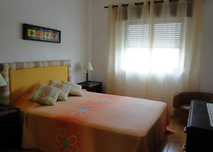 Apt Com Piscina Em Alporchinhos