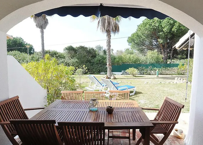E&M Beach House Aldeamento Do Levante III