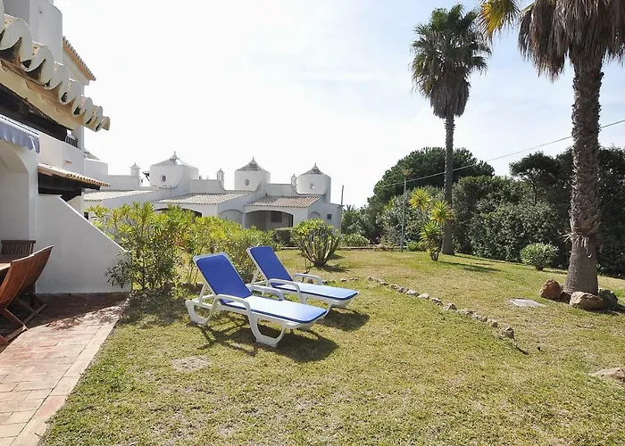 E&M Beach House Aldeamento Do Levante III