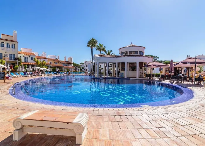 Vilamoura Hotels With Pool