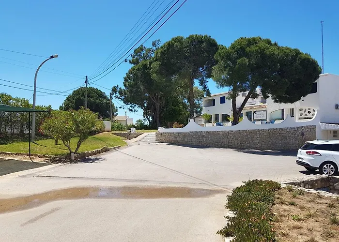 Remodelada Villa Nos Jardins Da Balaia Albufeira