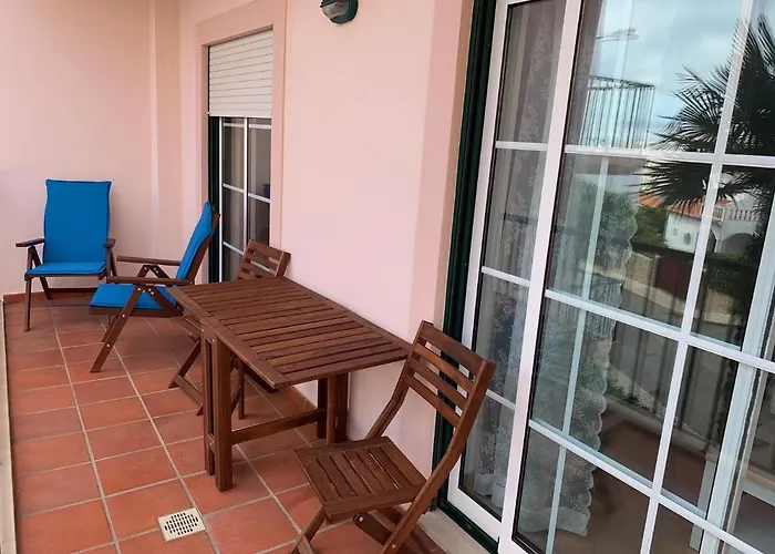 St. James Beach & Pool Apartment